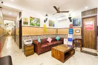 House of Comfort , New Delhi - Premium Stay with Kitchen Access  호텔