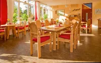 Hotel Haus Linden Hotels in Ahrenshoop