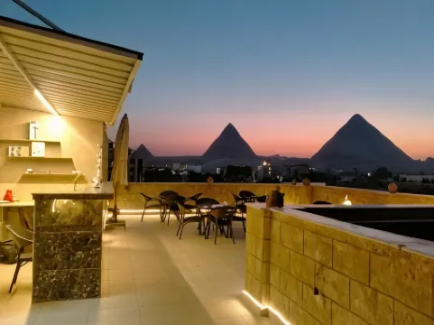 Hassan Pyramids Hotel