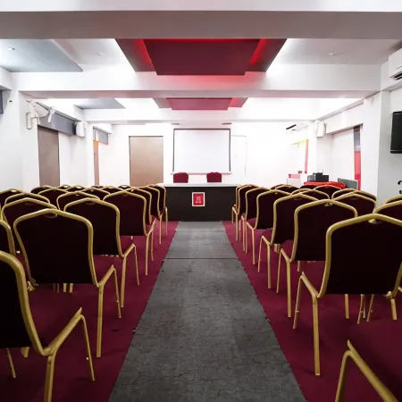 Emarald Hotel Calicut