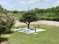 Motel 6 Clute, TX