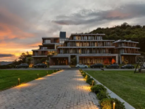 kvareli Lake Resort Hotels in Kvareli