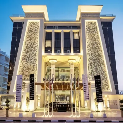 فندق ومنتجع رويال سنترال النخلة Hotels near أتلانتس – النخلة