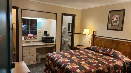 Jumping Frog Motel Отели рядом с достопримечательностью «Calaveras County Museum and Historical Society»