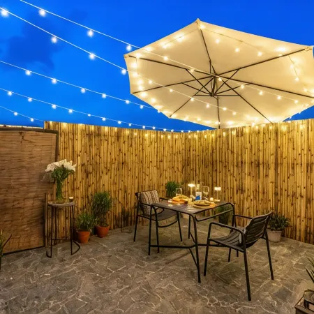 Minimalist One Hauz Khas Village Отели рядом с достопримечательностью «Индийский технологический институт в Дели»