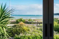 Waiheke Waterfront Lodge - Sea View