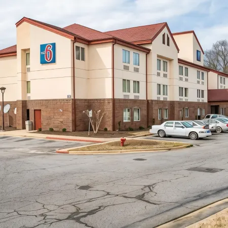Motel 6 Rocky Mount, NC
