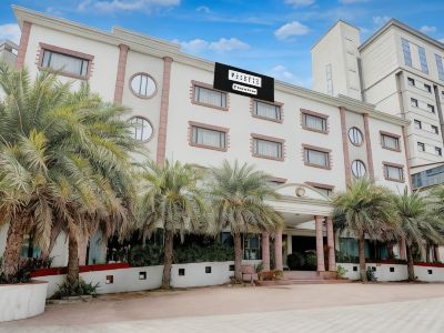 Palette by CheckIn Anand Formerly Hotel la Casa Inn