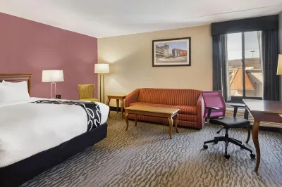 La Quinta Inn by Wyndham Binghamton - Johnson City C. Fred Johnson Park Carousel 주변 호텔