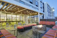 Home2 Suites by Hilton Clarksville Louisville North, IN Hotels in Clarksville