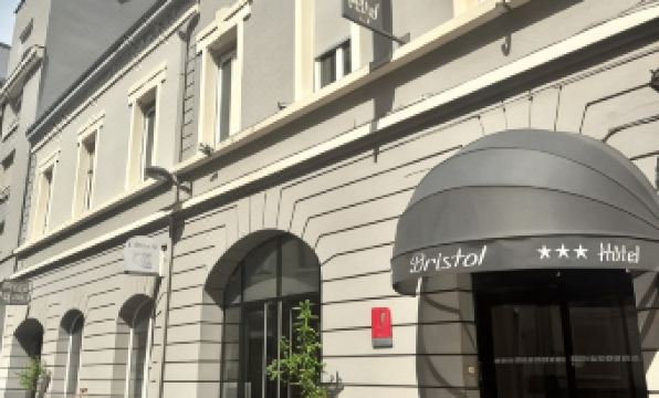 Brit Hotel Bristol Montbéliard Centre - Housity