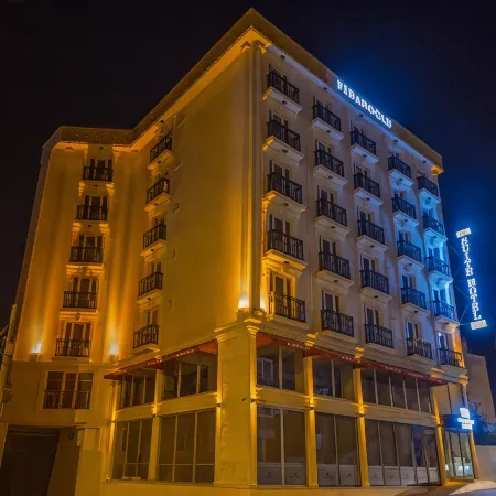 Fidanoglu Suite Hotel Отели рядом с достопримечательностью «Ратуша»