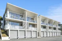 Picton Waterfront Apartments Hotels near Picton Marina