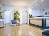 マイクス カナリウム ホテル ラルナカのホテル