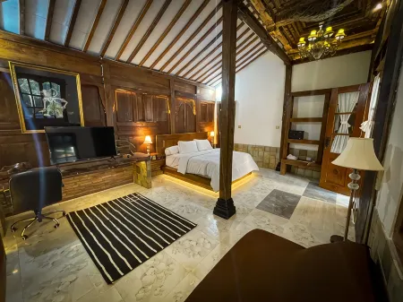 Djoglo Djatimalang Hotel Blitar Отели в г. Nglegok