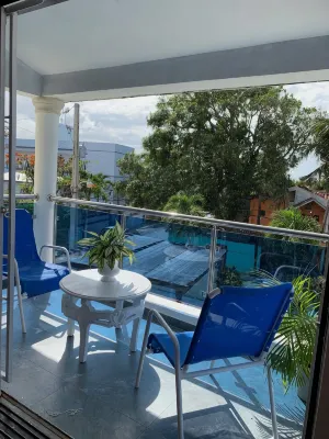 Cozy 2Br-2bt Apt Near the Beach and Main Street