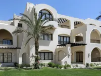 JAZ Neo Saraya Palms Hotels near Grand Waterworld Makadi : Water Slides