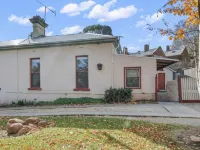 Colonial Bank Motel Hotels in Omeo