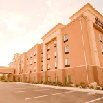 Hampton Inn & Suites Seattle/Kent Hotels in Kent