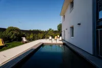 Ibis Budget Strasbourg Sud Illkirch Geispolsheim - ที่มีสระว่ายน้ำ