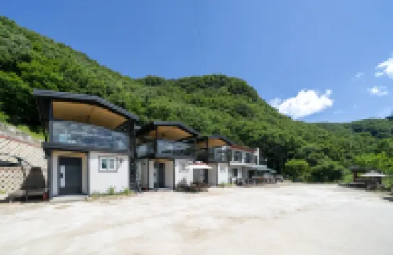 Yeoncheon Seonnyeobawi Pension