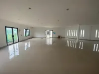 Two Rich Hotel & Sport Center