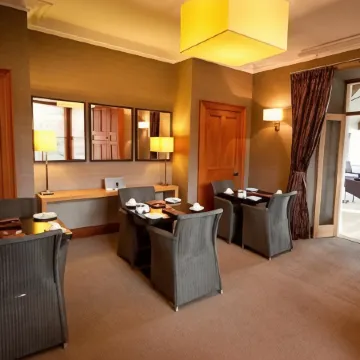Craigatin House & Courtyard Отели в г. Питлохри