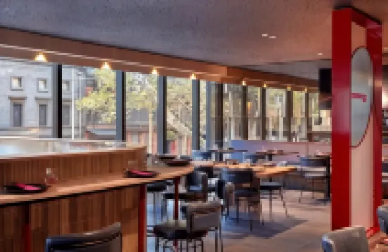 ควินซี่ โฮเทล เมลเบิร์น