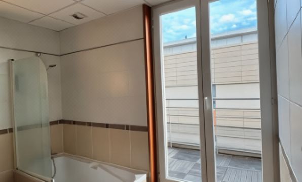 Kyriad Limoges Centre - Gare - Atrium