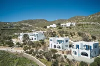 Tramontana Suites - parking