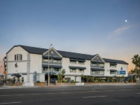 Best Western Harbour Inn Suites Hotels in Sunset Beach