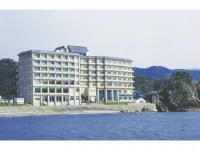 Yura Onsen Yaotome - Bãi đậu xe