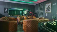 Vera Rail View Hotel - 2 stjerner