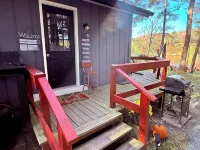 Cozy Roscoe Lakefront Cabin Hotels in Fremont