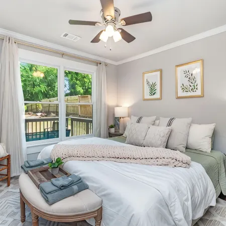 New 4 BR Bungalow Close to Everything Atlanta All 5 Star Reviews