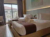 Aquamira Hotel & Resort - Balcony