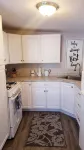 Charming 3-bedroom riverside cabin close to Grand Teton and Yellowstone - Alphydda