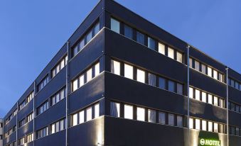 B&B Hotel Bolzano - Housity