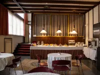 Hotel Napoleon Hotels near Piazza Cavour