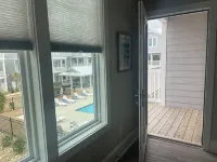 Posh, New, Ocean View Townhome in gorgeous Emerald Isle Perfect for families - Pools