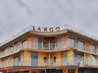Largo Beach Hotel - All inclusive light - Promenade street - Best Location Sunny Beach Hotels in Nesebar