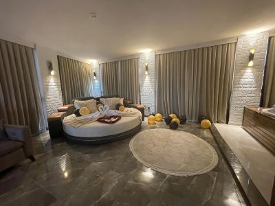 Le Luxe Suites Hotel & Spa