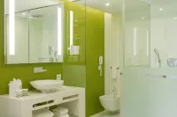 EPIC SANA Algarve Hotel - Parvekkeita