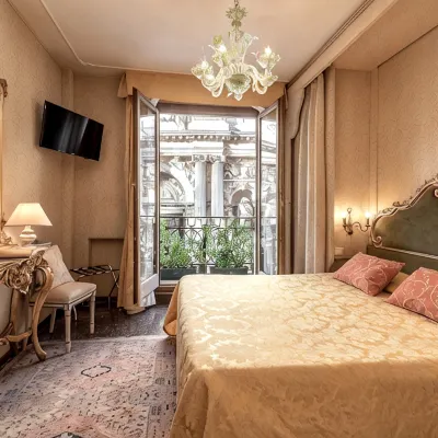 Hotel Bel Sito e Berlino Отели рядом с достопримечательностью «Остров Сакка-Сессола»
