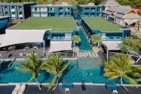 Hotel Tide Phuket Beach Front Hotels in Koh Sirey
