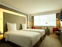 Novotel Jakarta Gajah Mada Hotels near Glodok