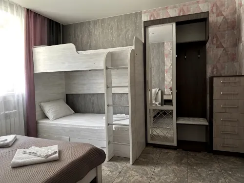 Tri Kita Hotel - 2-Star