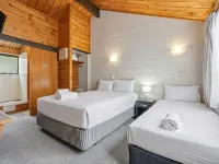 Orewa Motor Lodge Hotels in Orewa