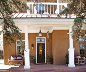 The Parador Farmhand 1 Downtown