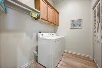 Centrally Located with  Strong Wi-Fi - Homestays